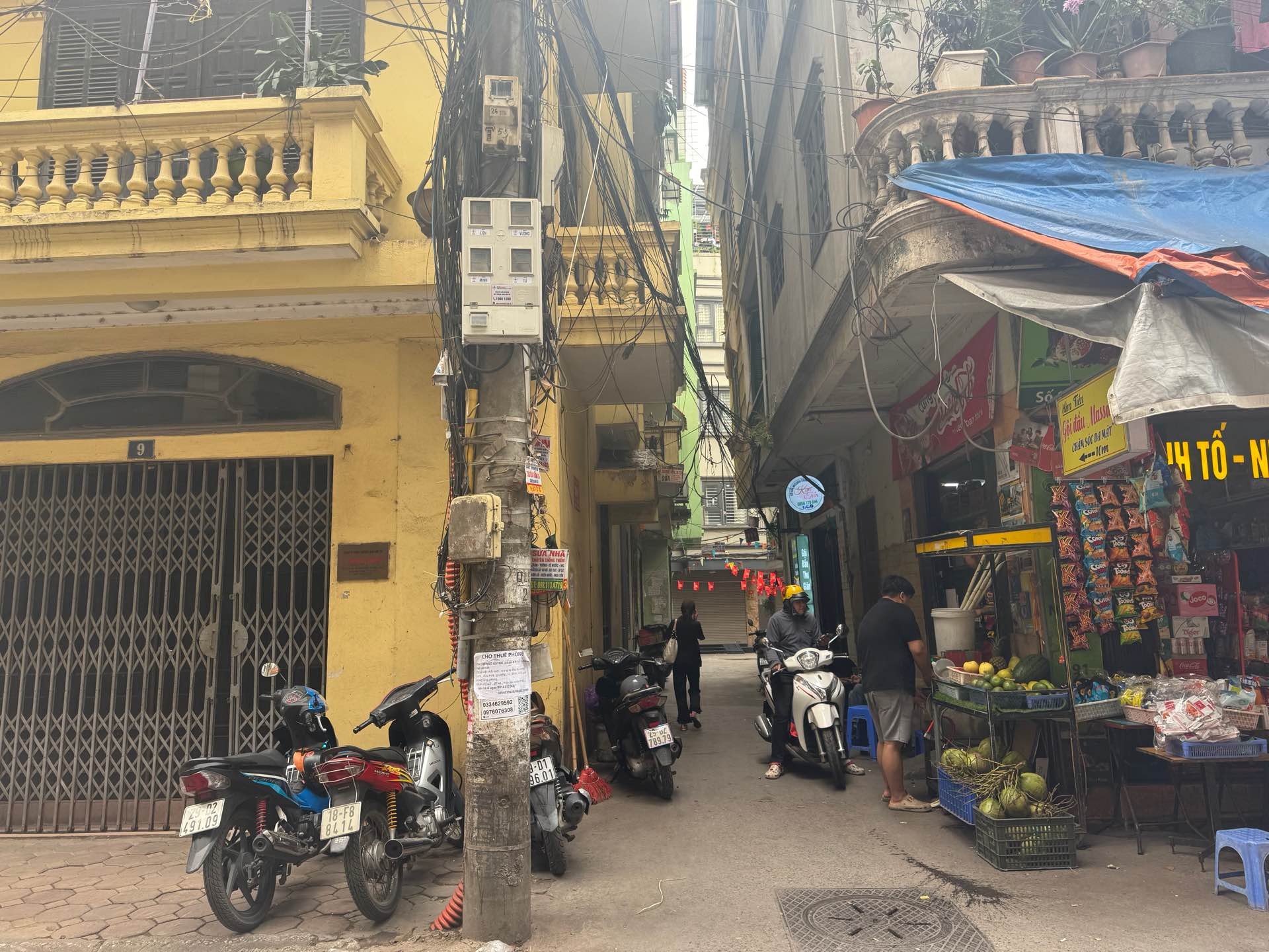 Bán nhà Minh Khai - diện tích 48m2 3 tầng - Lô góc 2 mặt thoáng - giá 11 tỷ