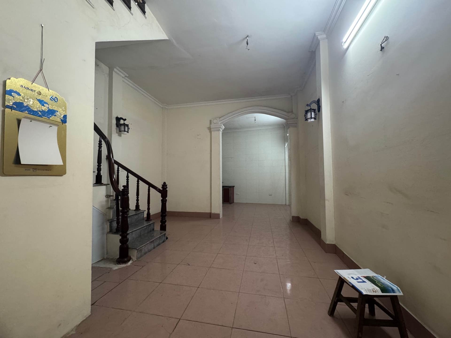 Bán nhà Minh Khai - diện tích 48m2 3 tầng - Lô góc 2 mặt thoáng - giá 11 tỷ