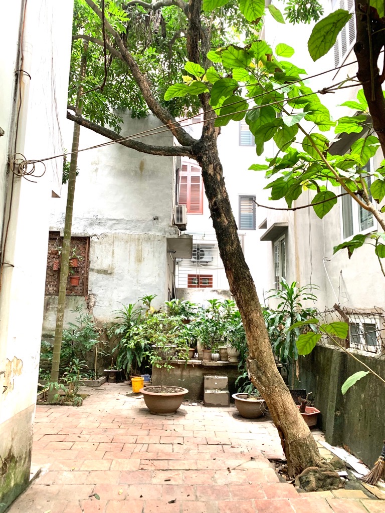 Bán nhà Nguyễn Trãi - diện tích 203m2 3 tầng - Đẳng cấp biệt thự Tổng cục Chính trị - giá 40 tỷ