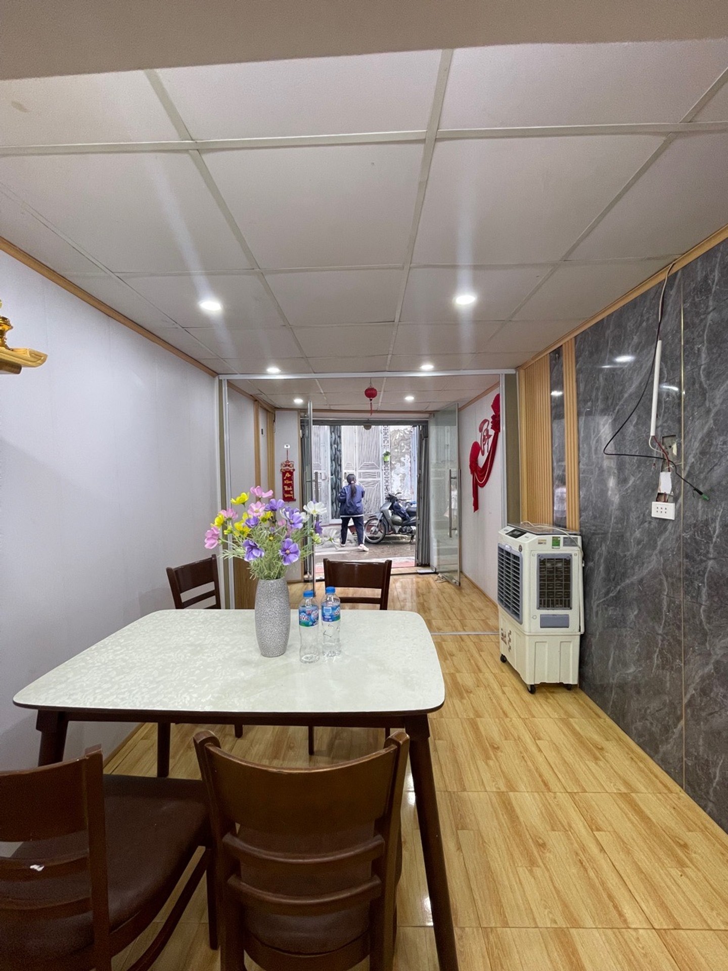 Bán nhà Tân Mai - diện tích 45m2 1 tầng - Nhà đẹp ở luôn - giá 2,05 tỷ