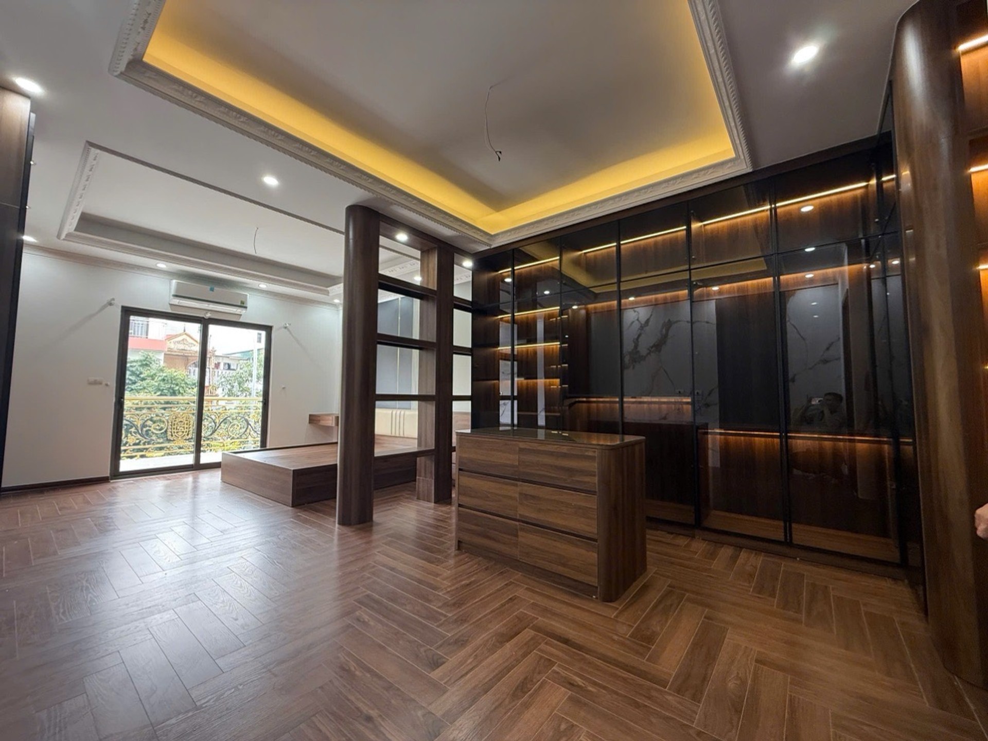 Bán nhà Dương Văn Bé - diện tích 21m2 4 tầng - Ngõ thông kinh doanh nhỏ - giá 6,6 tỷ