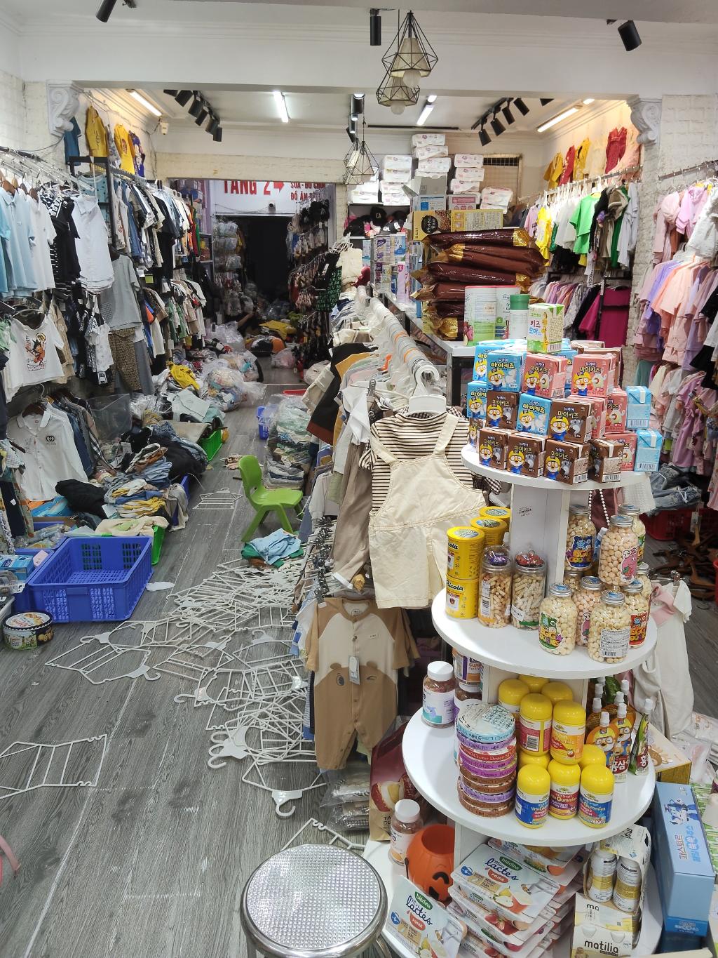 Bán nhà Ngọc Hồi - diện tích 105m2 2 tầng - ô tô tránh - giá 25 tỷ