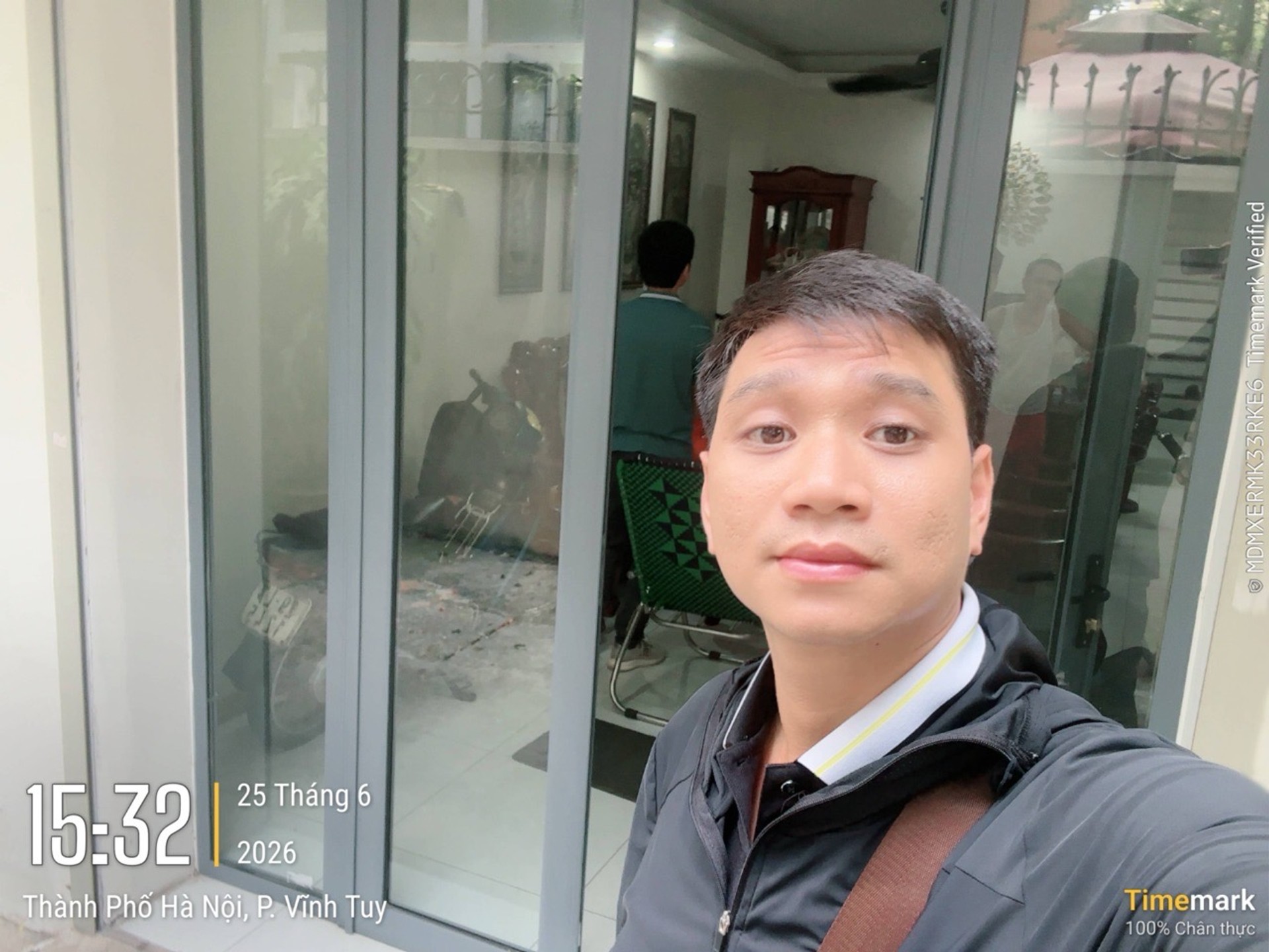 Bán nhà Lạc Trung - diện tích 52m2 3 tầng - Lô góc, ô tô đỗ cửa - giá 18,5 tỷ