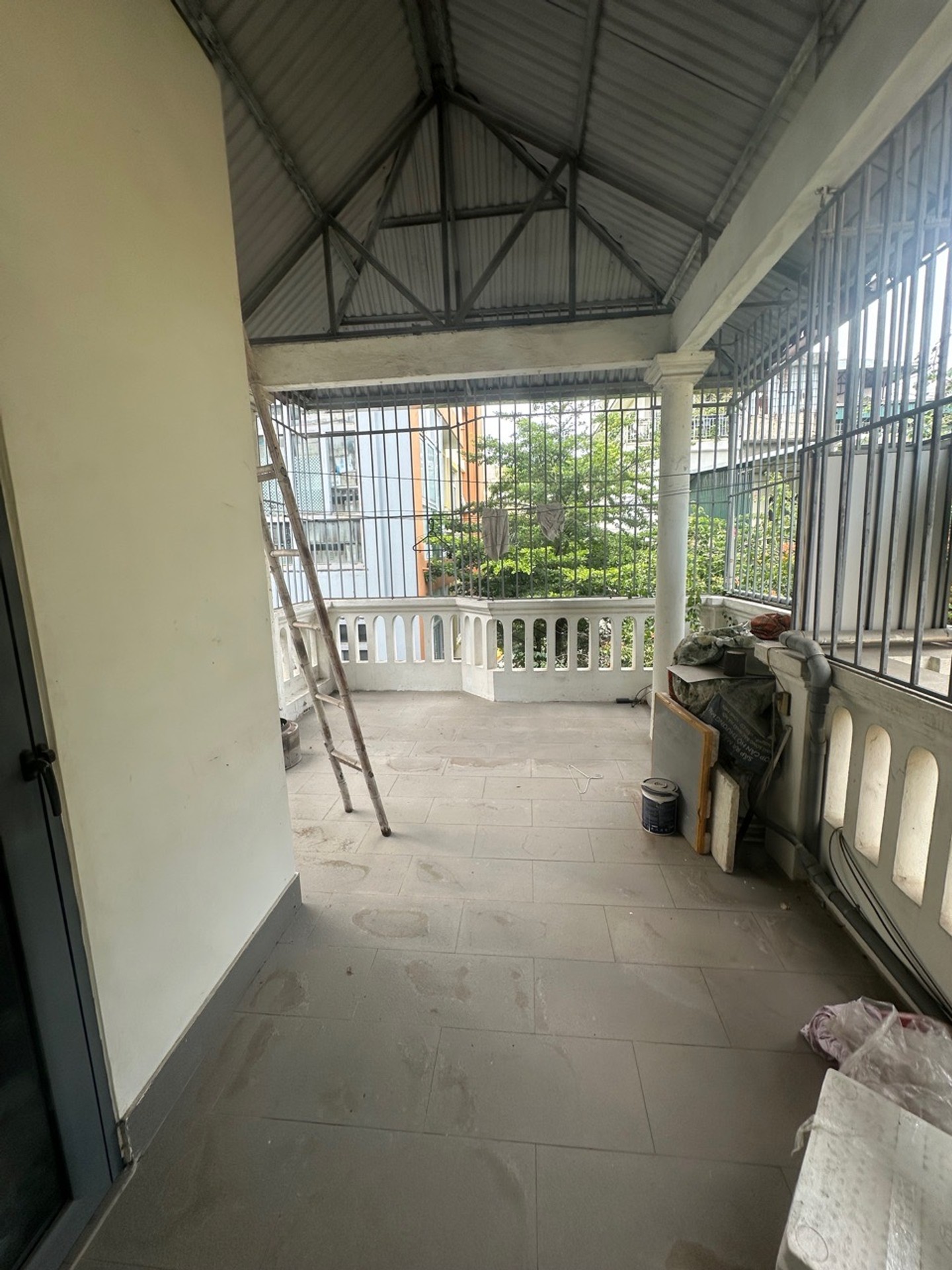 Bán nhà Lạc Trung - diện tích 52m2 3 tầng - Lô góc, ô tô đỗ cửa - giá 18,5 tỷ