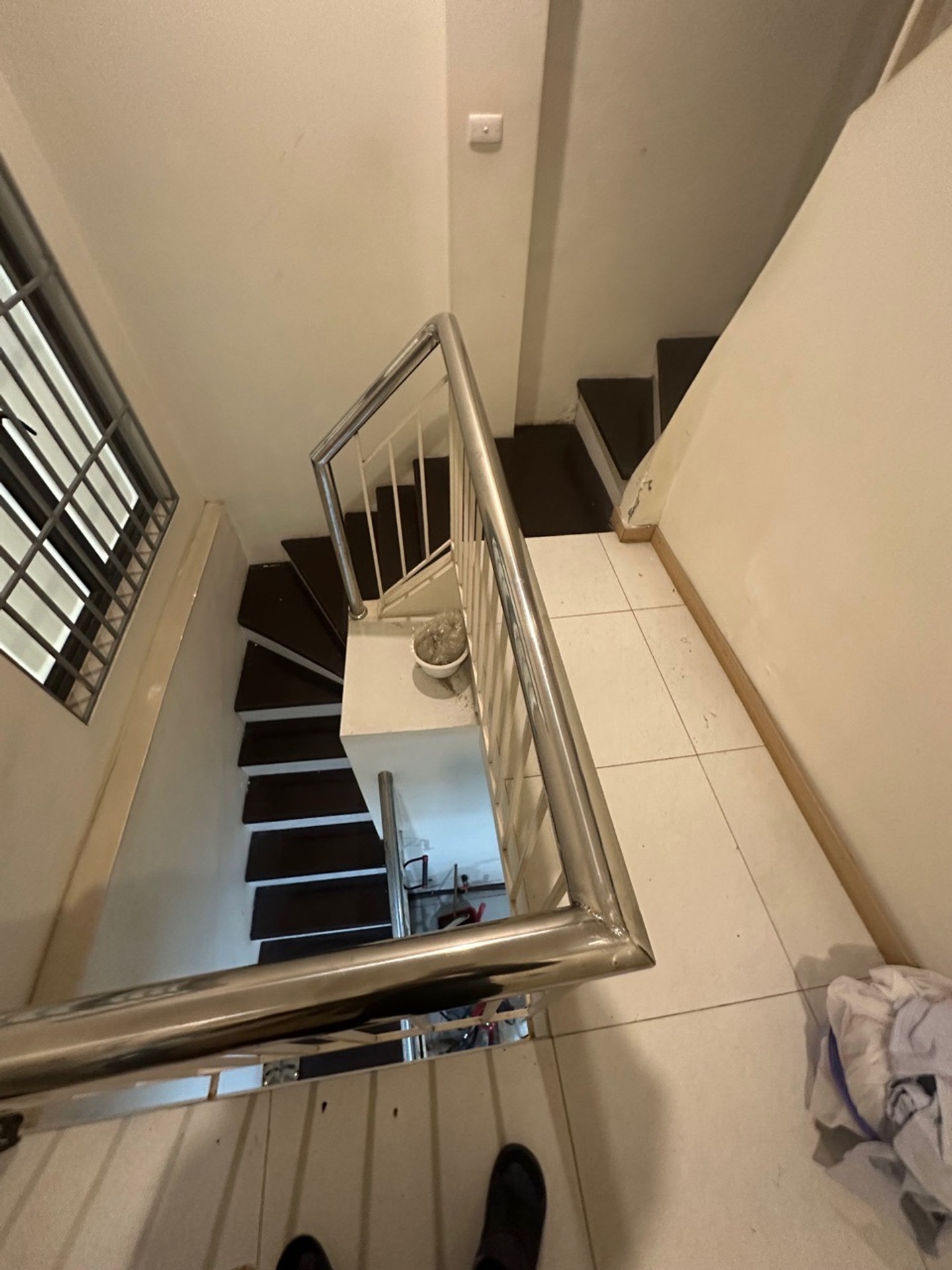 Bán nhà Lạc Trung - diện tích 52m2 3 tầng - Lô góc, ô tô đỗ cửa - giá 18,5 tỷ