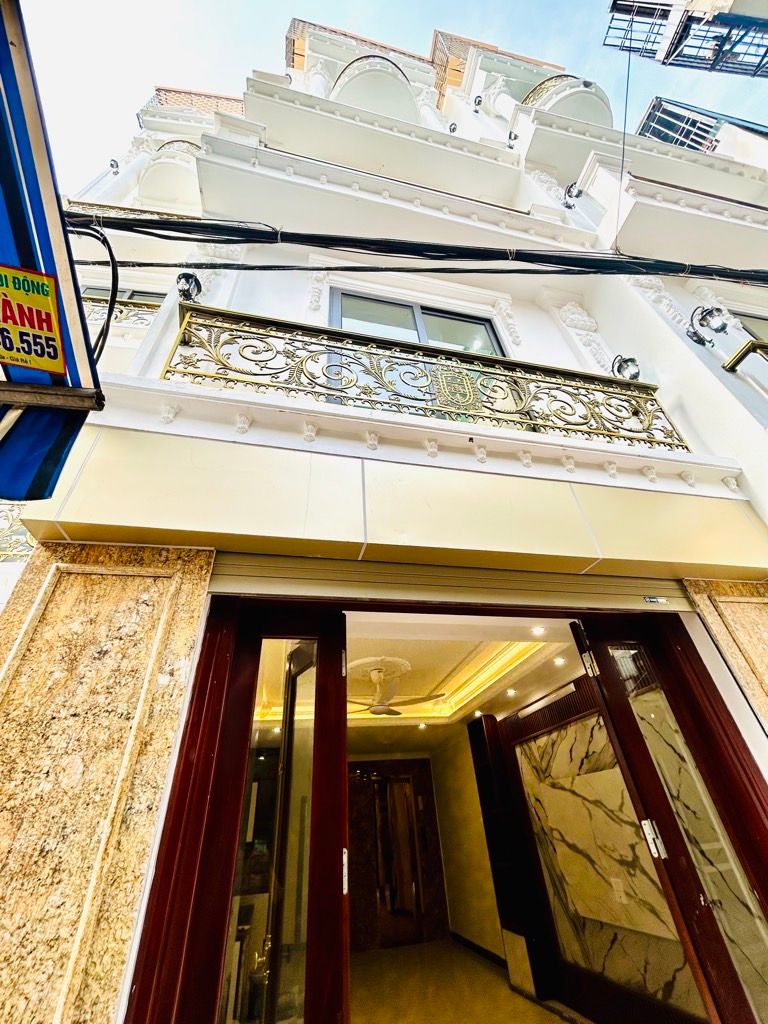 Bán nhà Vĩnh Hưng - diện tích 37m2 6 tầng - Thang máy - giá 11 tỷ
