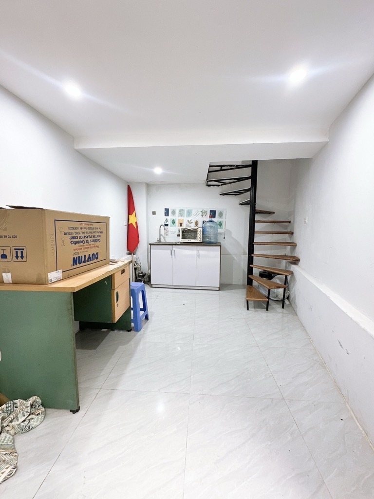 Bán nhà Trần Khát Chân - diện tích 12m2 4 tầng - Kinh doanh nhỏ - giá 2,35 tỷ