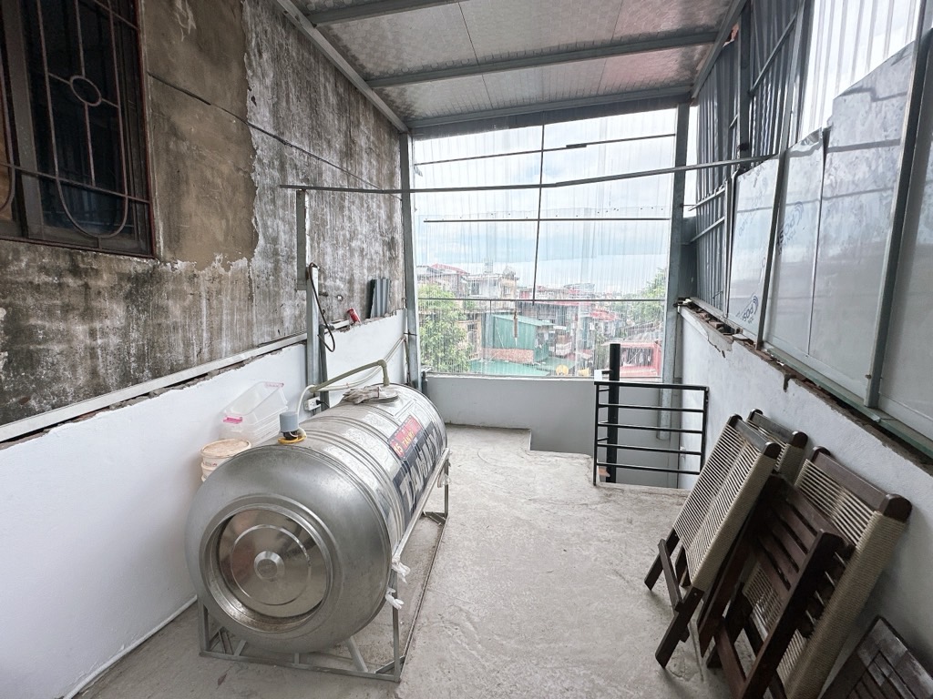 Bán nhà Trần Khát Chân - diện tích 12m2 4 tầng - Kinh doanh nhỏ - giá 2,35 tỷ