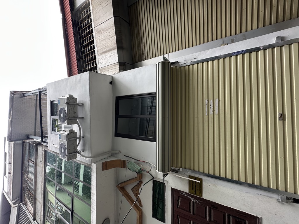 Bán nhà Trần Khát Chân - diện tích 12m2 4 tầng - Kinh doanh nhỏ - giá 2,35 tỷ