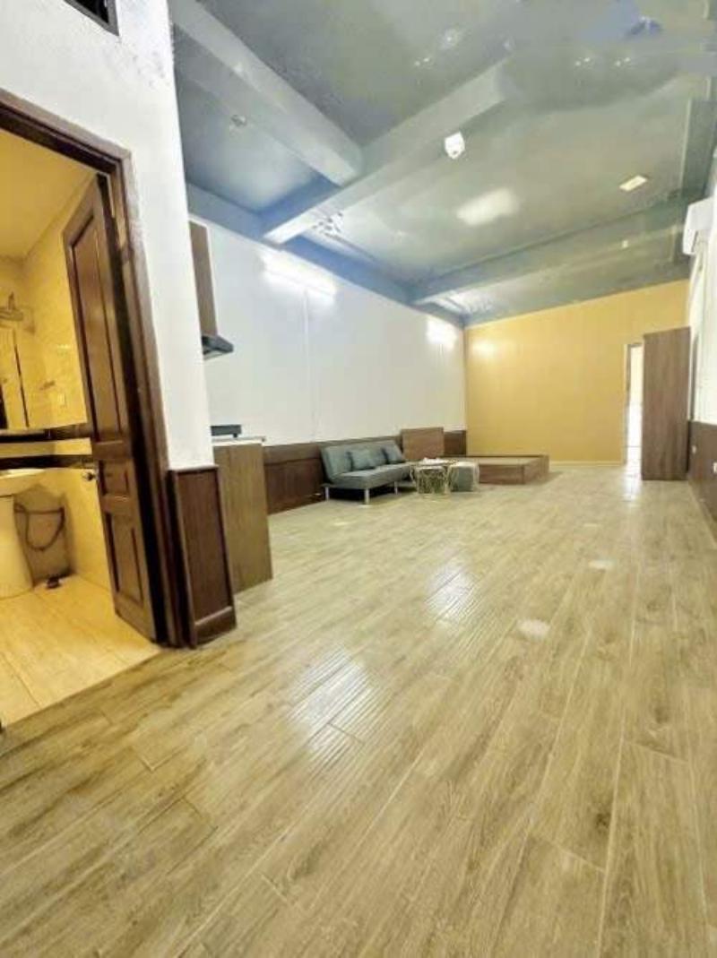 Bán nhà Kim Đồng - diện tích 116m2 6 tầng - Ô tô tránh - giá 65 tỷ