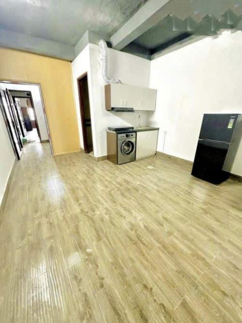 Bán nhà Kim Đồng - diện tích 116m2 6 tầng - Ô tô tránh - giá 65 tỷ