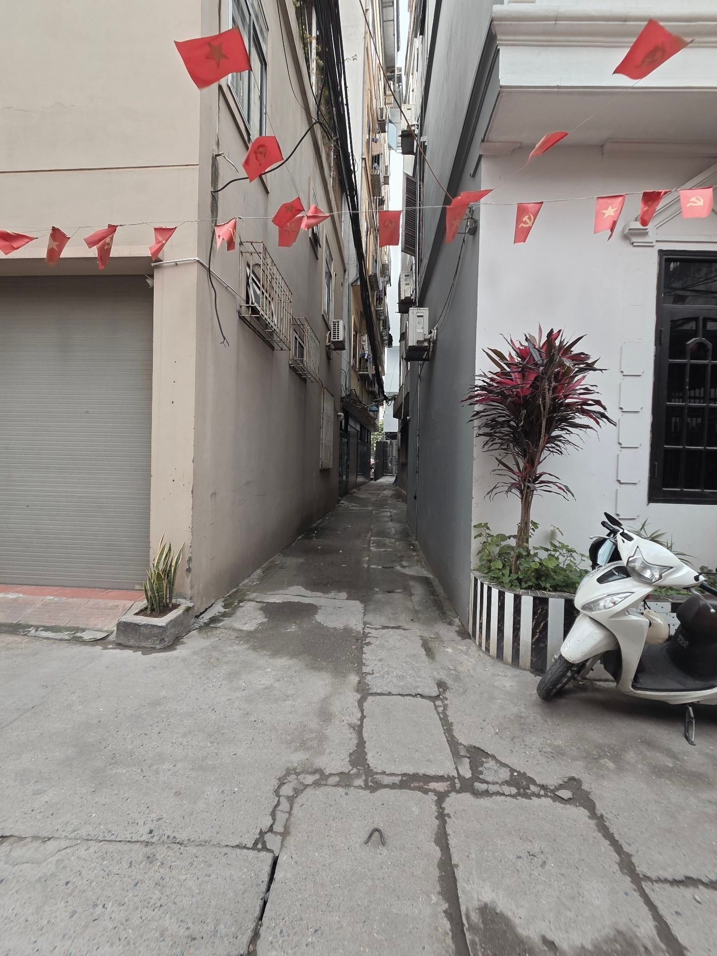 Bán nhà Hoàng Liệt - diện tích 110m2 3 tầng - Ngõ ô tô - giá 26,4 tỷ