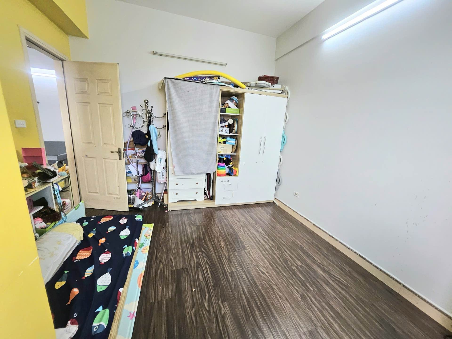 Bán nhà Nguyễn Đức Cảnh - diện tích 90m2 12 tầng - Lô góc, thang máy xịn - giá 6,95 tỷ