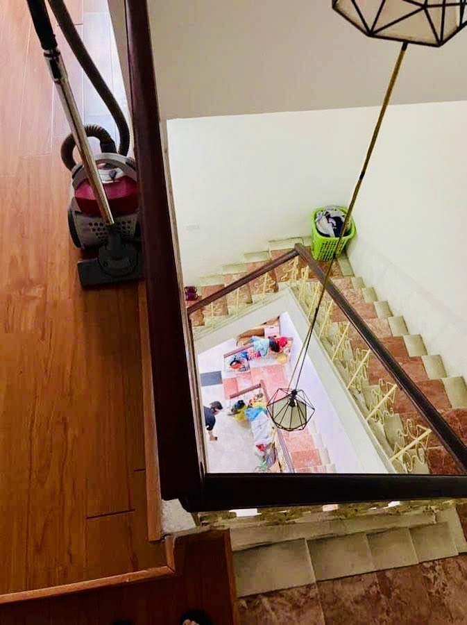 Bán nhà Bạch Đằng - diện tích 43m2 3 tầng - Ngõ 3 gác tránh xe máy - giá Nhỉnh 8 tỷ