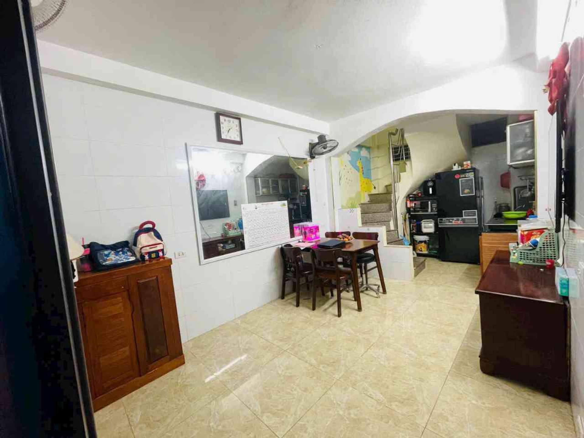 Bán nhà Tân Mai - diện tích 20m2 6 tầng - 3 mặt thoáng - giá 3,1 tỷ