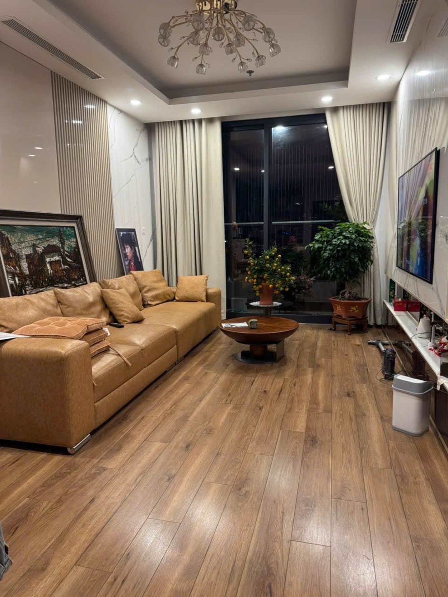 Bán nhà Minh Khai - diện tích 107m2 8 tầng - Căn hộ cao cấp - giá 15,8 tỷ