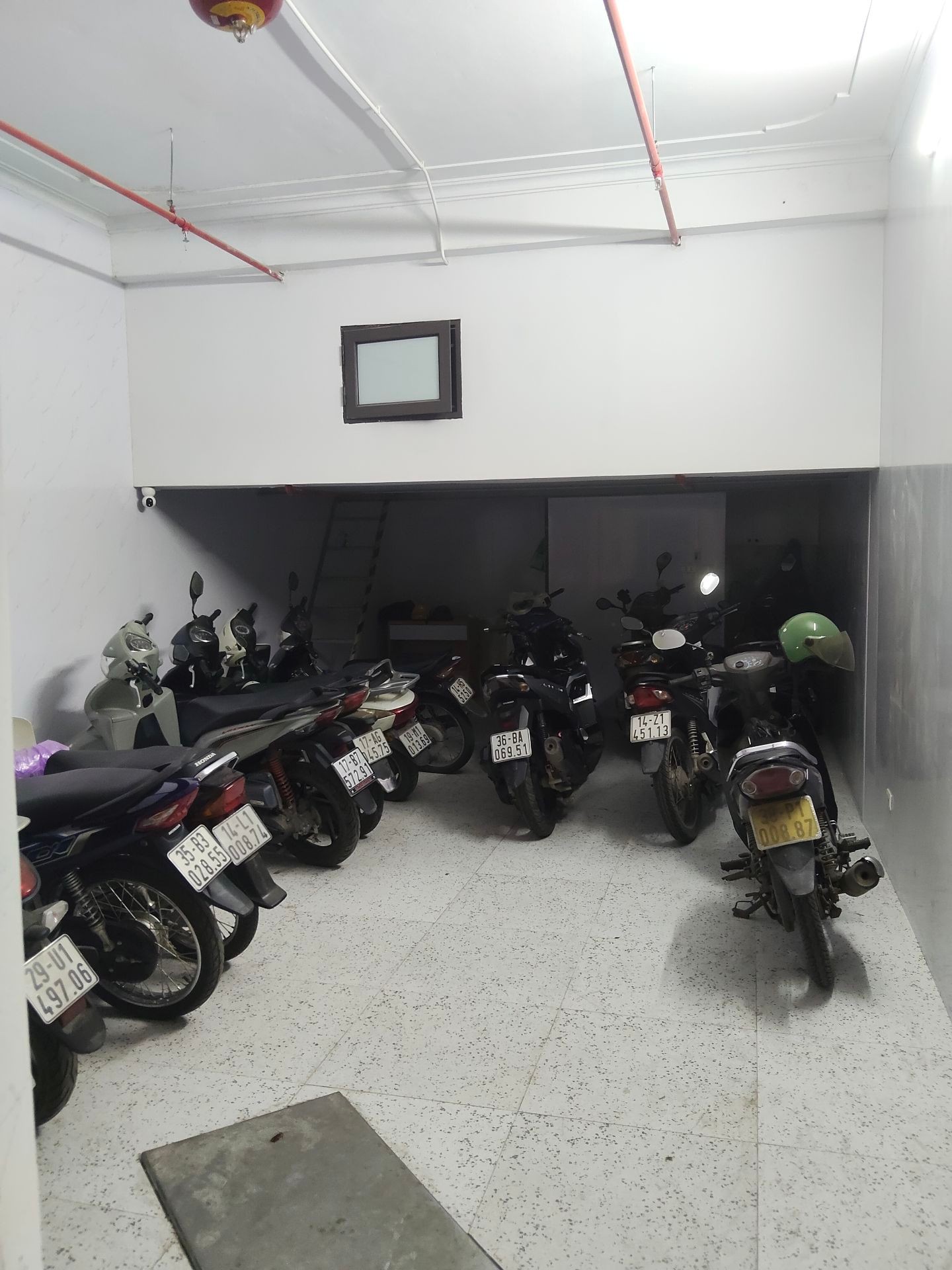 Bán nhà Trương Định - diện tích 99m2 7 tầng - căn chung cư mini thang máy - giá 22,8 tỷ