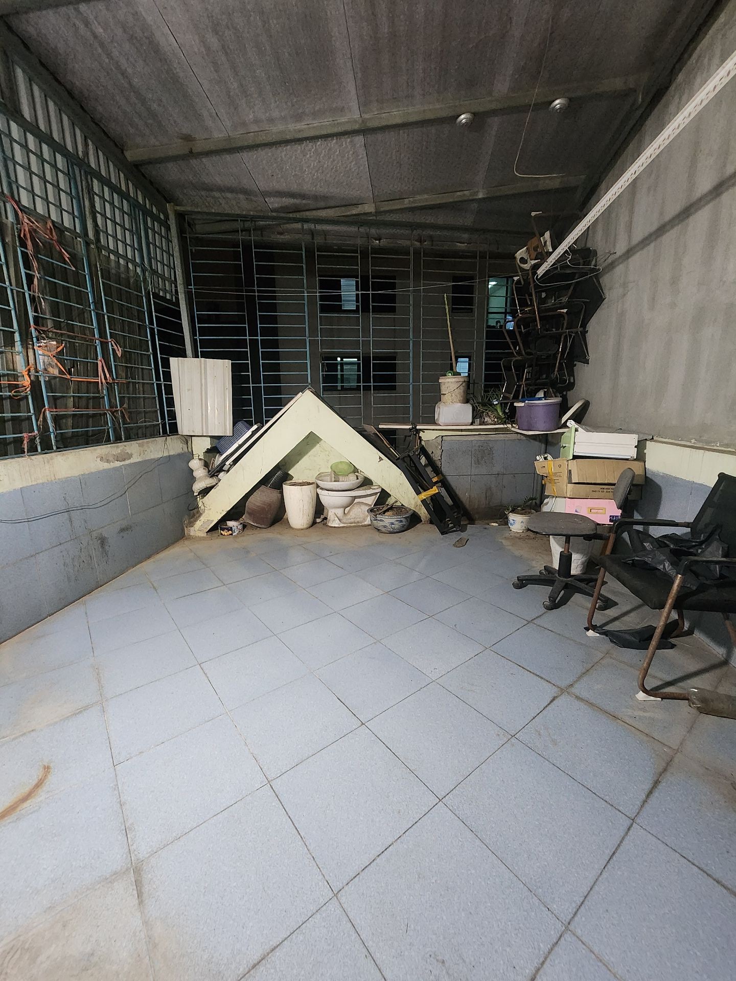 Bán nhà Nam Dư - diện tích 43m2 5 tầng - Mặt ngõ thông ô tô tránh - giá 12,2 tỷ