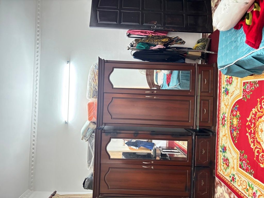 Bán nhà Âu Cơ - diện tích 100m2 3 tầng - Mặt tiền rộng - giá 25,5 tỷ