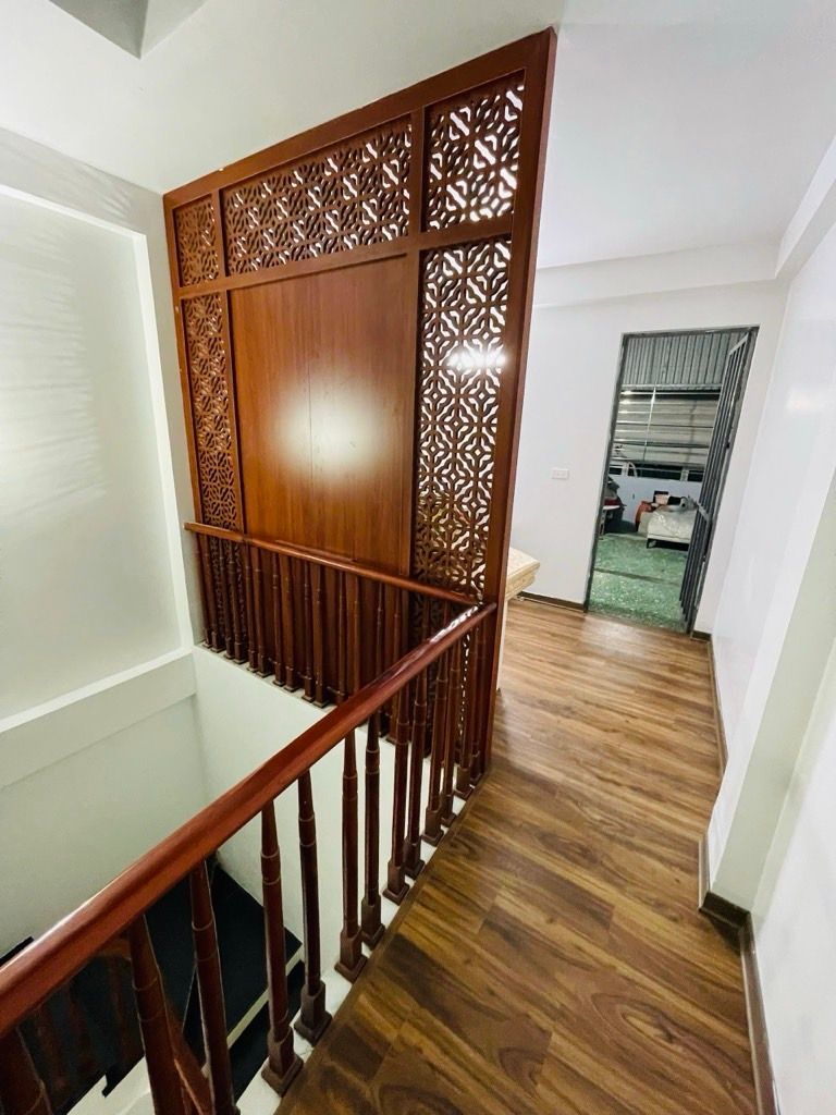 Bán nhà Định Công Thượng - diện tích 30m2 5 tầng - Ô TÔ CÁCH 15m - giá 7,6 tỷ