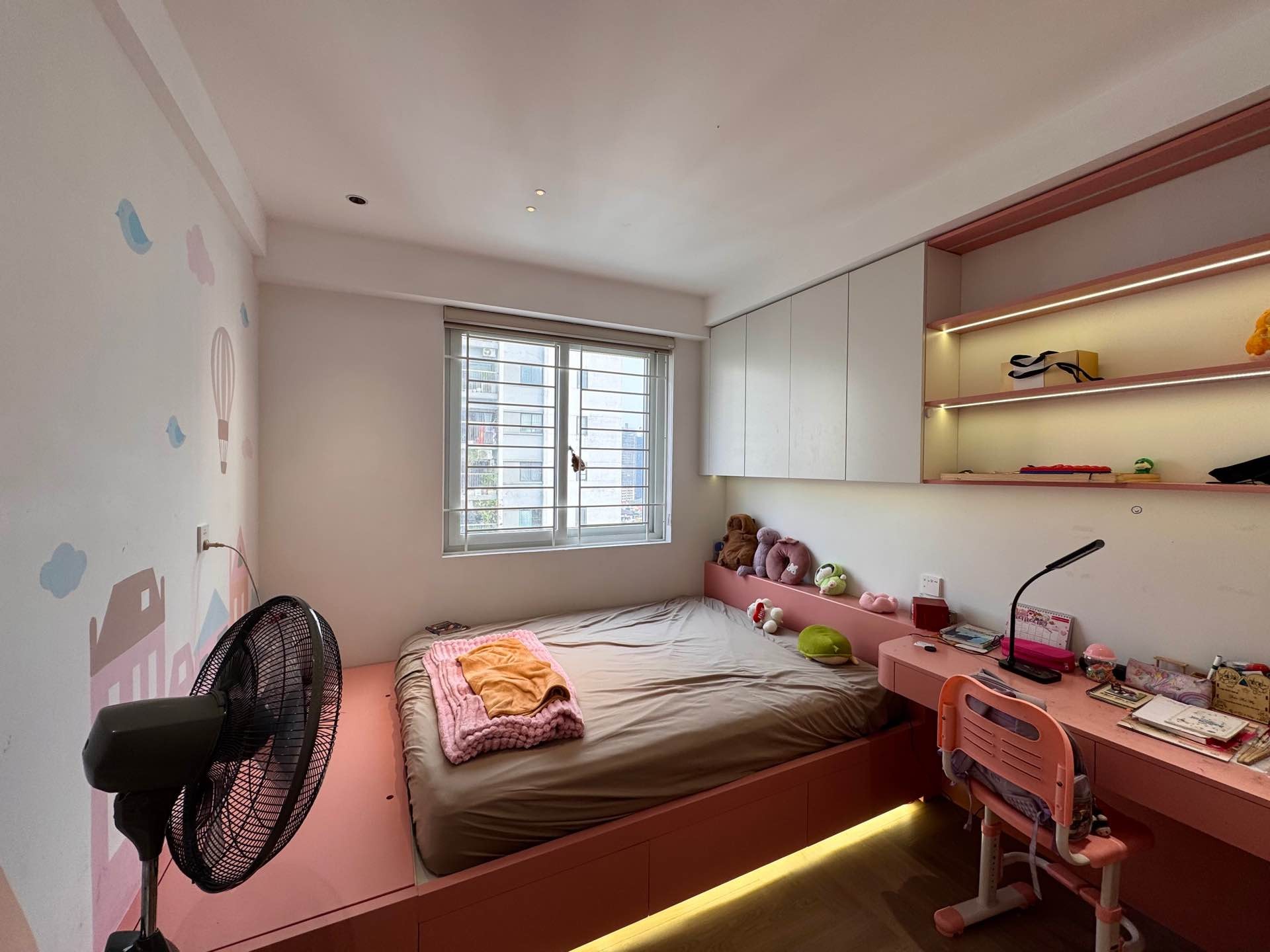 Bán nhà Linh Đàm - diện tích 96m2 17 tầng - Lô góc, view hồ - giá 10,5 tỷ