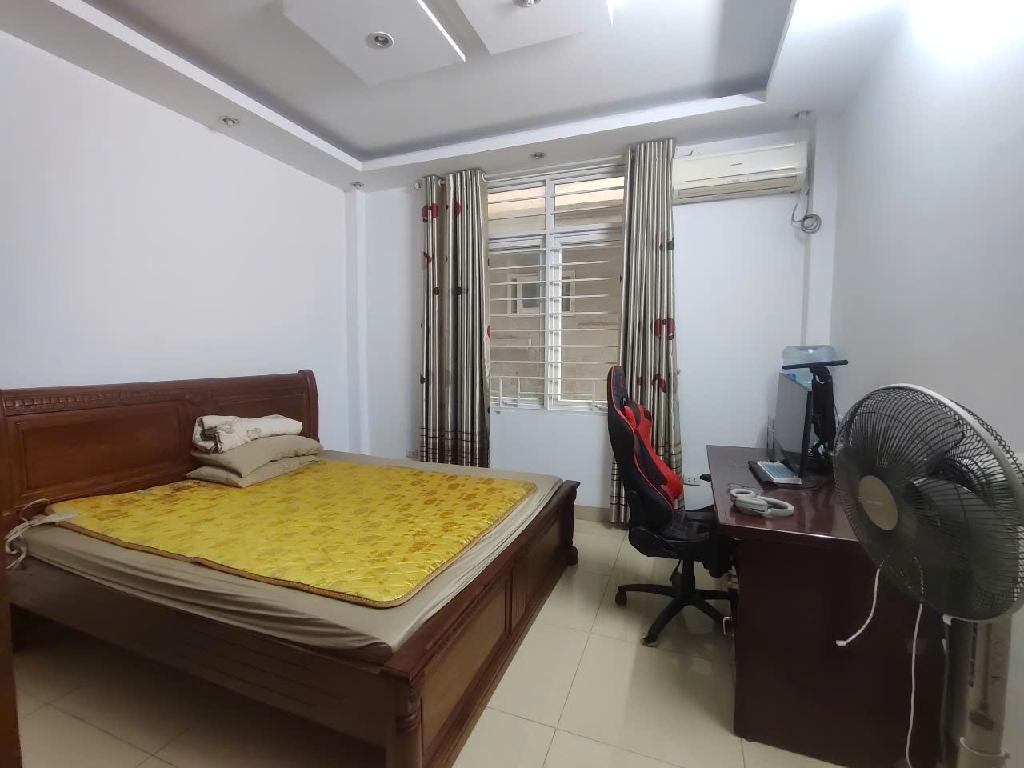 Bán nhà Nguyễn Công Thái - diện tích 53m2 5 tầng - MẶT PHỐ-VỈA HÈ- KINH DOANH - giá 27 tỷ