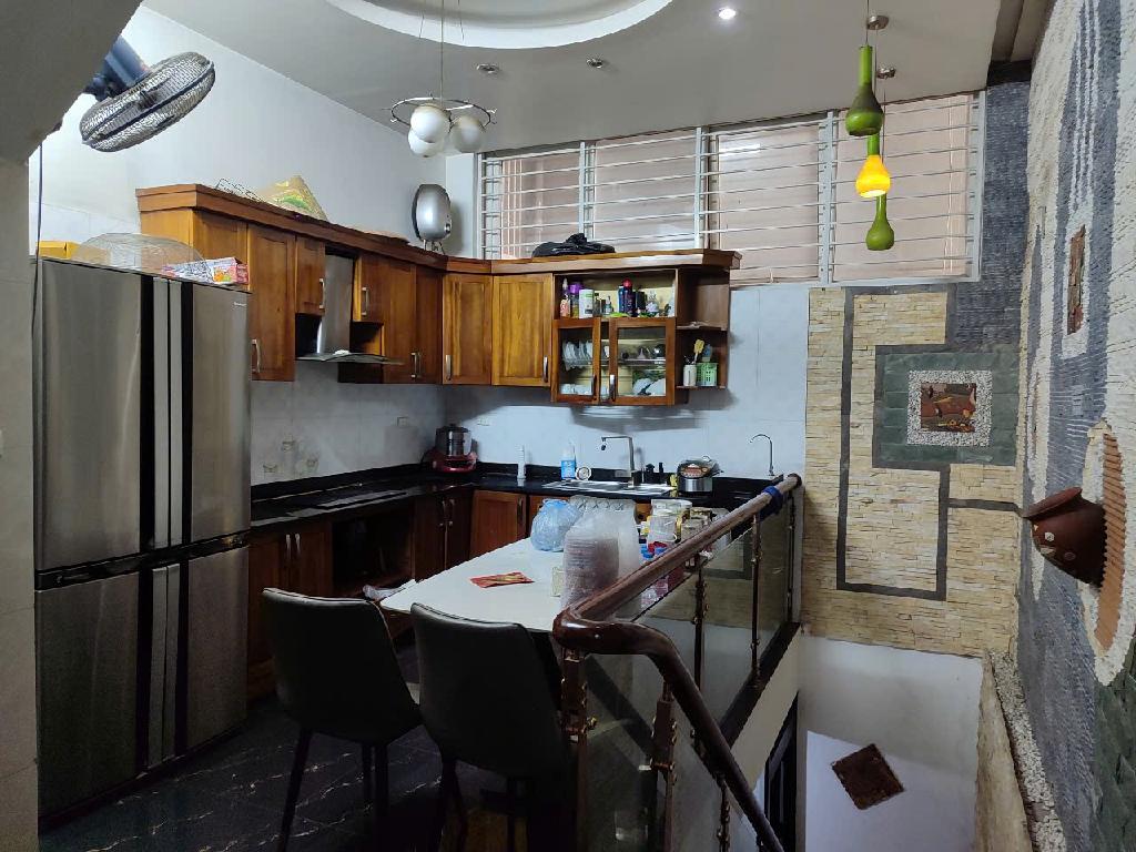 Bán nhà Nguyễn Công Thái - diện tích 53m2 5 tầng - MẶT PHỐ-VỈA HÈ- KINH DOANH - giá 27 tỷ