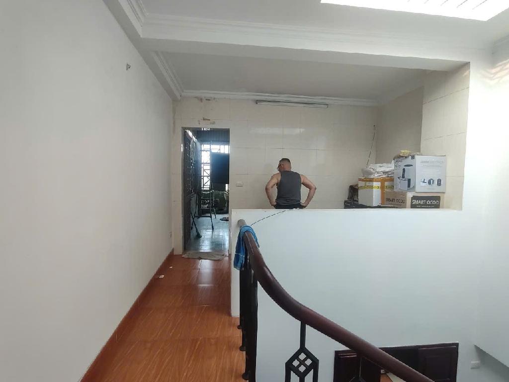 Bán nhà Nguyễn Công Thái - diện tích 53m2 5 tầng - MẶT PHỐ-VỈA HÈ- KINH DOANH - giá 27 tỷ