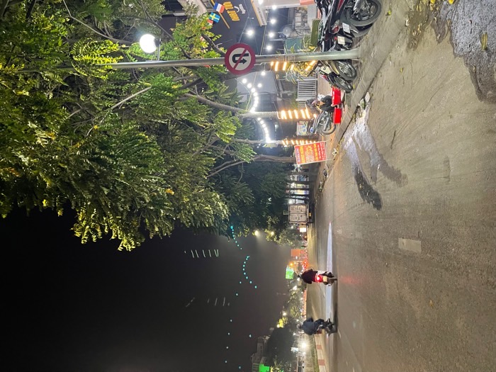 Bán nhà Trần Khát Chân - diện tích 83m2 2 tầng - Mặt phố 1 mặt ngõ - giá 29 tỷ