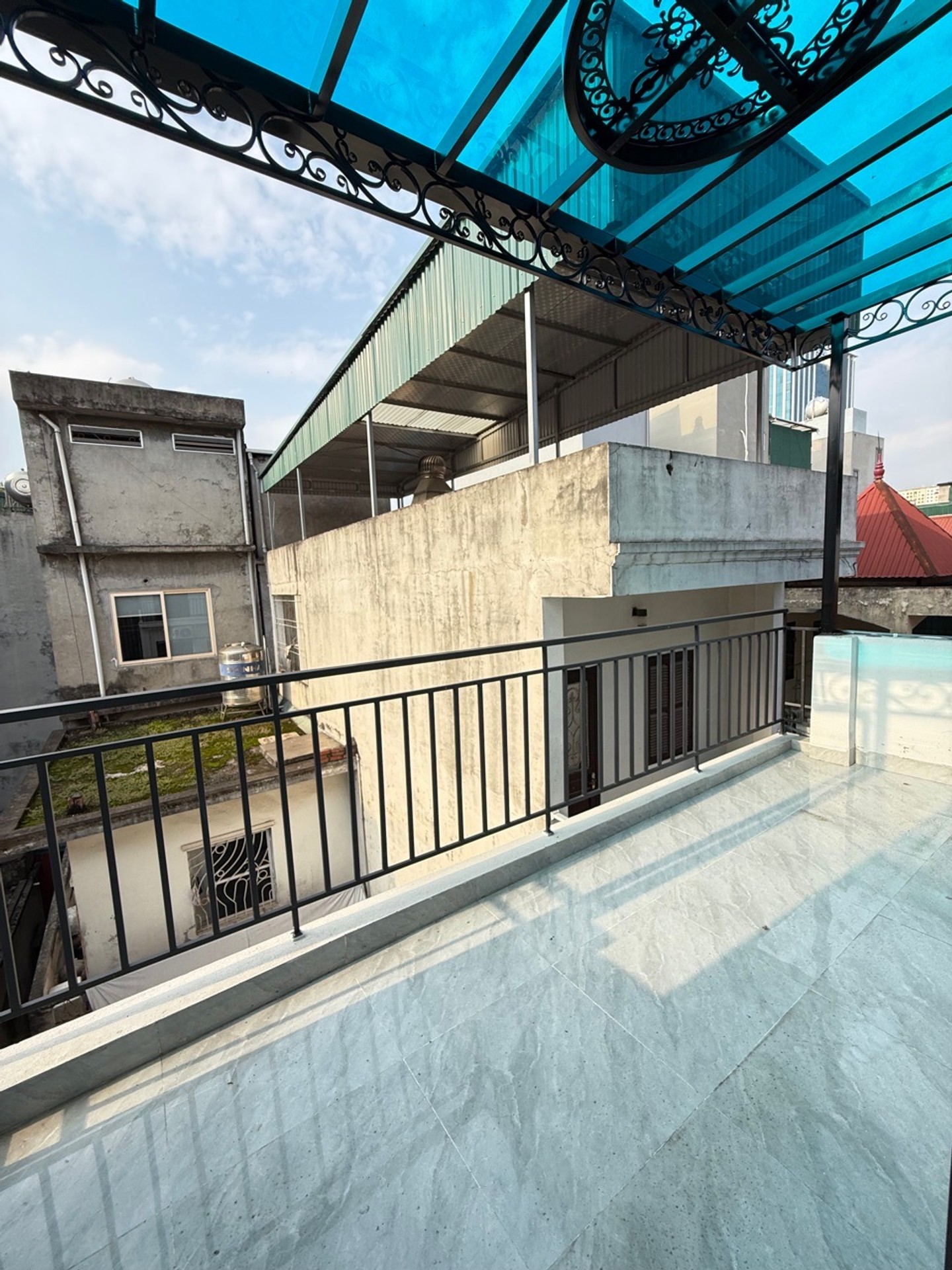 Bán nhà Hai Bà Trưng - diện tích 42m2 6 tầng - Lô góc, thang máy - giá 15,2 tỷ