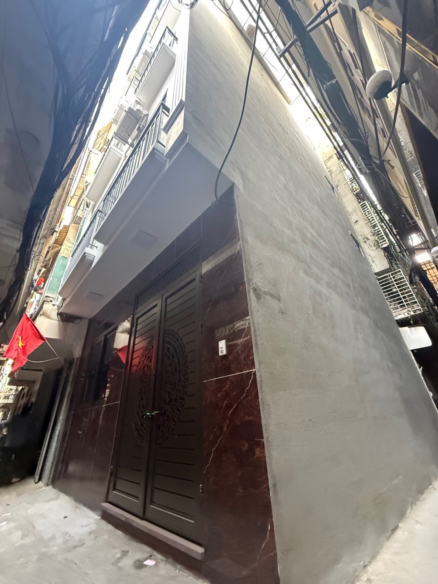 Bán nhà Hai Bà Trưng - diện tích 42m2 6 tầng - Lô góc, thang máy - giá 15,2 tỷ