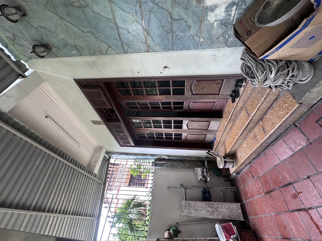 Bán nhà Lĩnh Nam - diện tích 120m2 3 tầng - Ô tô chạy vòng quanh - giá 40 tỷ