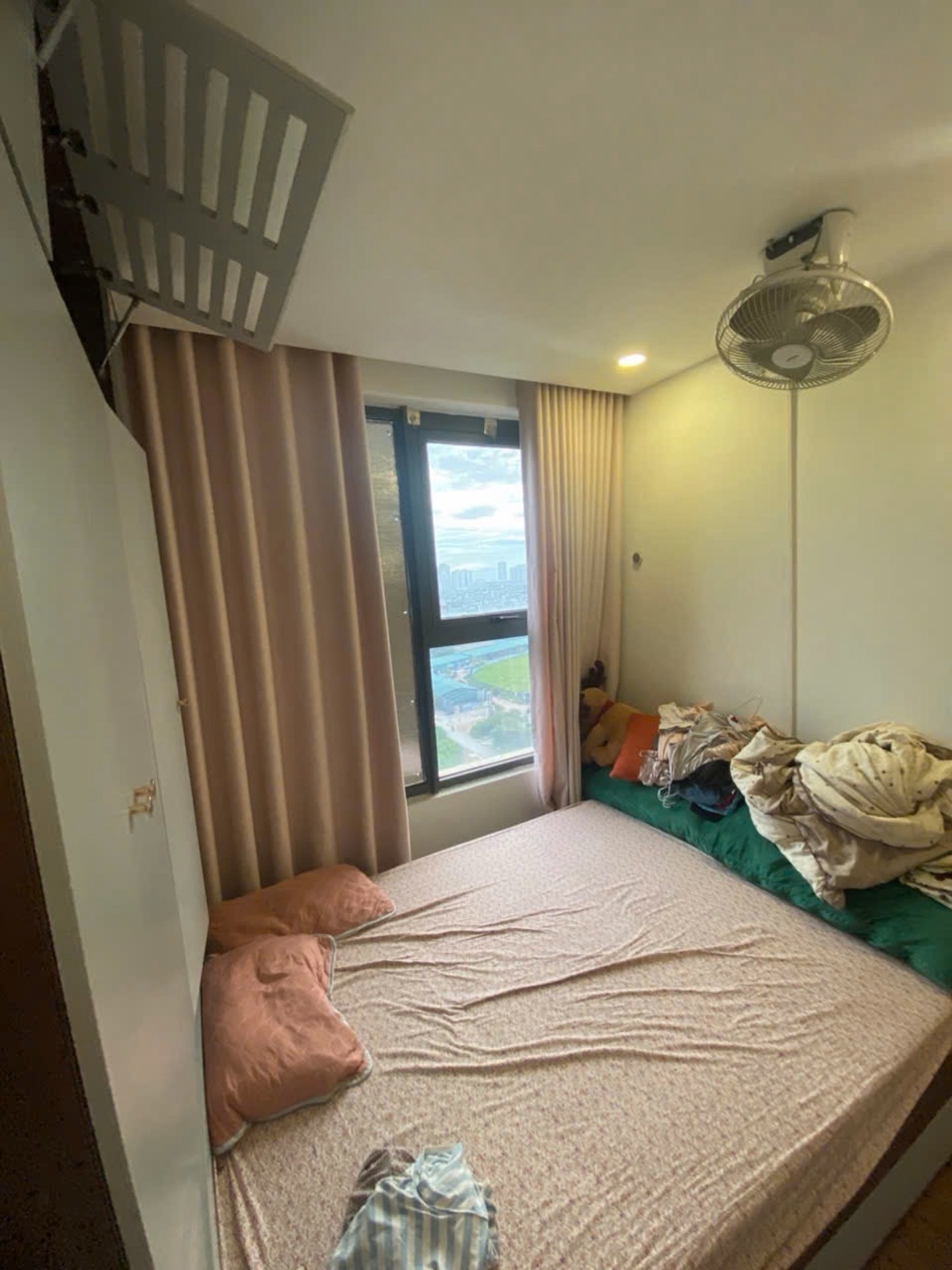 Bán nhà Nguyễn Xiển - diện tích 67m2 15 tầng - Căn hộ đẹp, giao thông thuận tiện - giá 5,8 tỷ