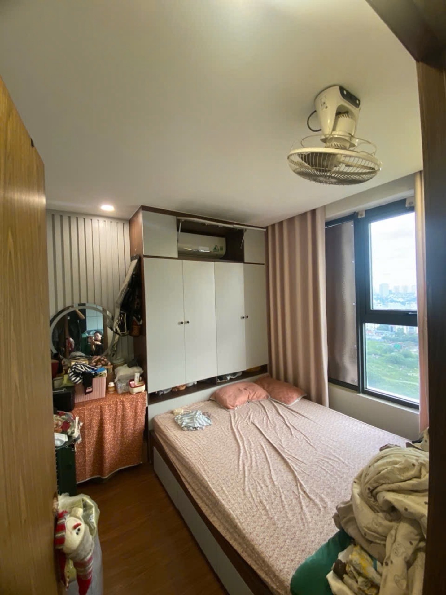 Bán nhà Nguyễn Xiển - diện tích 67m2 15 tầng - Căn hộ đẹp, giao thông thuận tiện - giá 5,8 tỷ