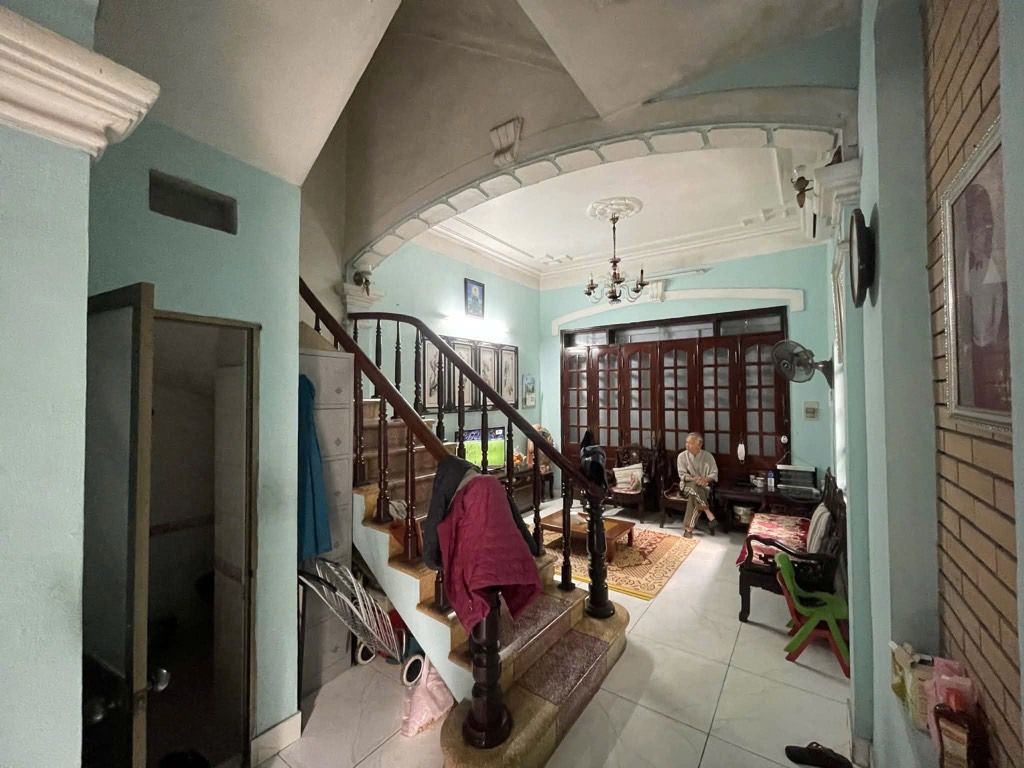 Bán nhà Bạch Đằng - diện tích 110m2 4 tầng - LÔ GÓC - giá 36 tỷ