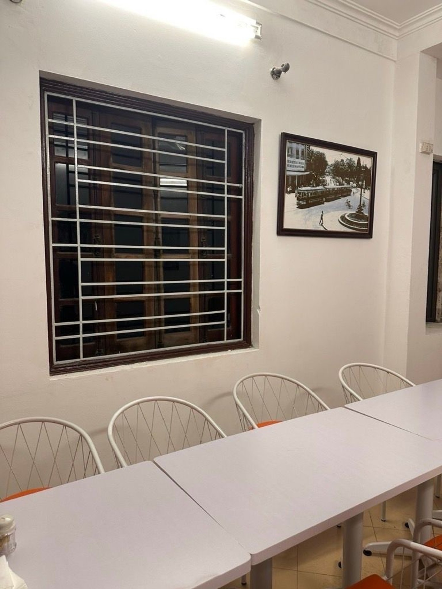 Bán nhà Tôn Đức Thắng - diện tích 36m2 6 tầng - Lô góc 3 mặt thoáng - giá 29,6 tỷ