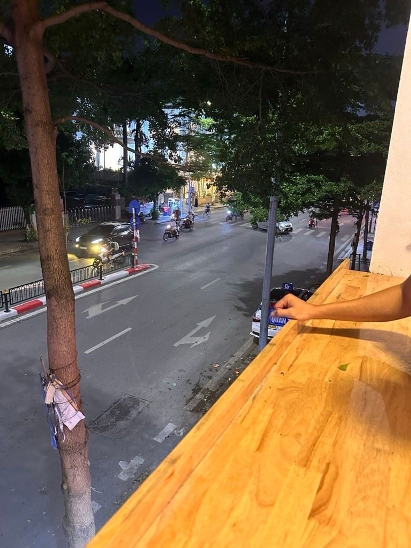 Bán nhà Tôn Đức Thắng - diện tích 36m2 6 tầng - Lô góc 3 mặt thoáng - giá 29,6 tỷ