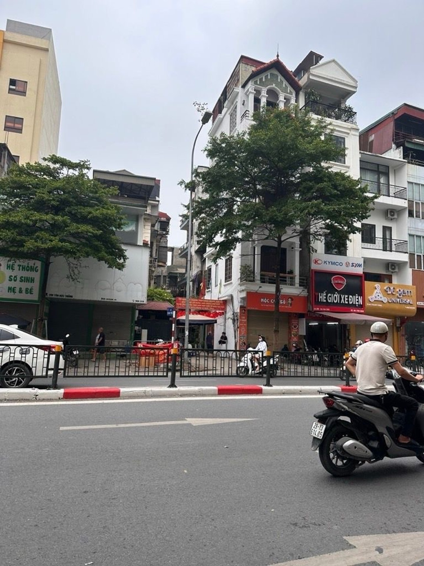 Bán nhà Tôn Đức Thắng - diện tích 36m2 6 tầng - Lô góc 3 mặt thoáng - giá 29,6 tỷ