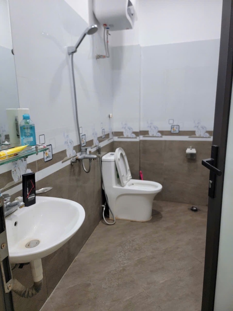 Bán nhà Nam Dư - diện tích 65m2 5 tầng - Lô góc, nhà tự xây tâm huyết - giá 13 tỷ