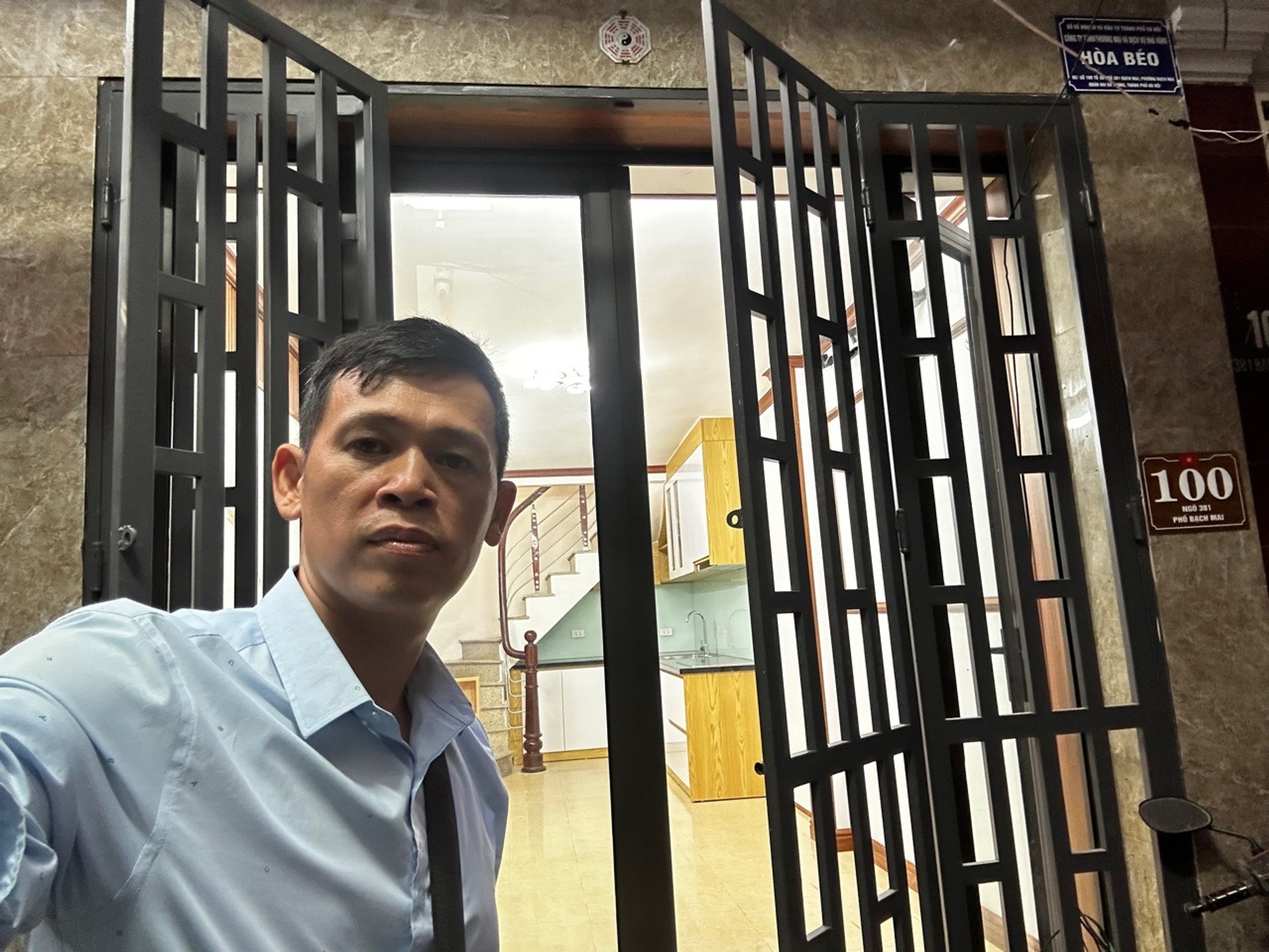 Bán nhà Bạch Mai - diện tích 19m2 5 tầng - 2 mặt thoáng - giá 6,35 tỷ