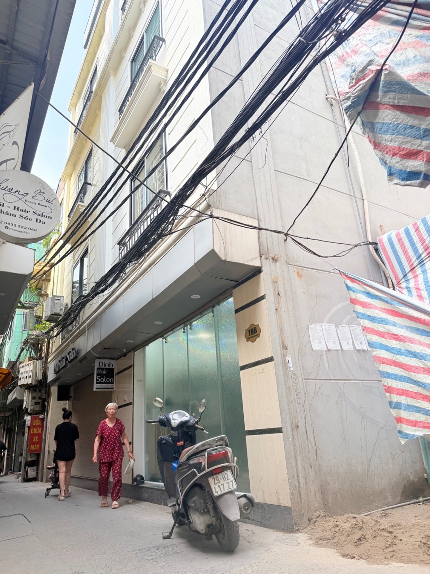 Bán nhà Kim Ngưu - diện tích 31m2 5 tầng - Ngõ ba gác thông, kinh doanh nhỏ - giá 9,8 tỷ