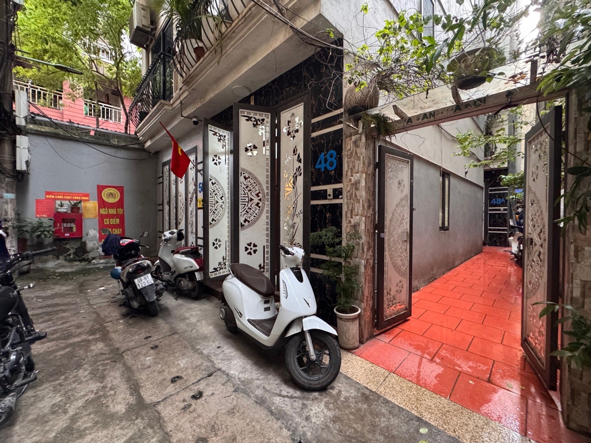 Bán nhà Nguyễn Lân - diện tích 31m2 5 tầng - ô tô đỗ cửa - giá 8,9 tỷ