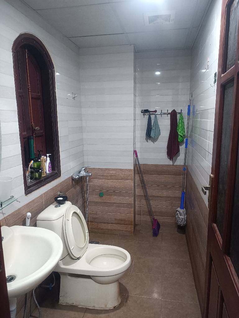 Bán nhà Nguyễn Thị Định - diện tích 79m2 6 tầng - Ô TÔ TRÁNH - giá 30,5 tỷ