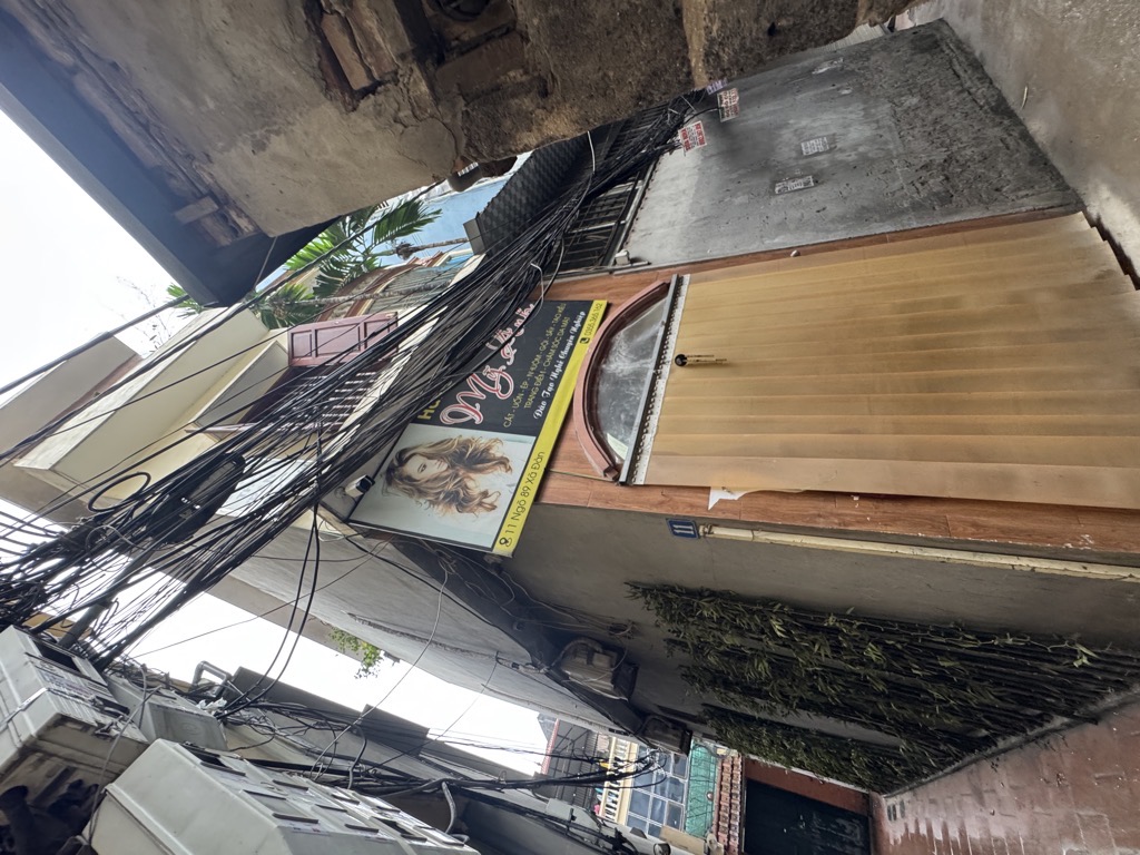 Bán nhà Xã Đàn - diện tích 80m2 3 tầng - Hẻm xe máy - giá 25 tỷ