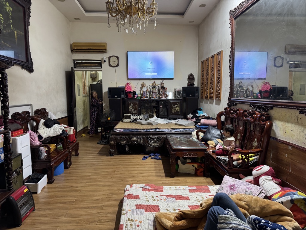 Bán nhà Xã Đàn - diện tích 80m2 3 tầng - Hẻm xe máy - giá 25 tỷ