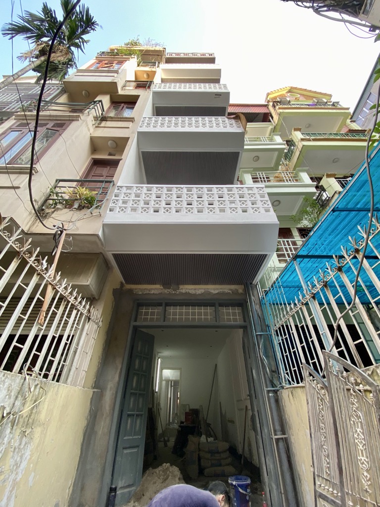 Bán nhà Giảng Võ - diện tích 87m2 6 tầng - Ô tô qua nhà - giá 28,3 tỷ