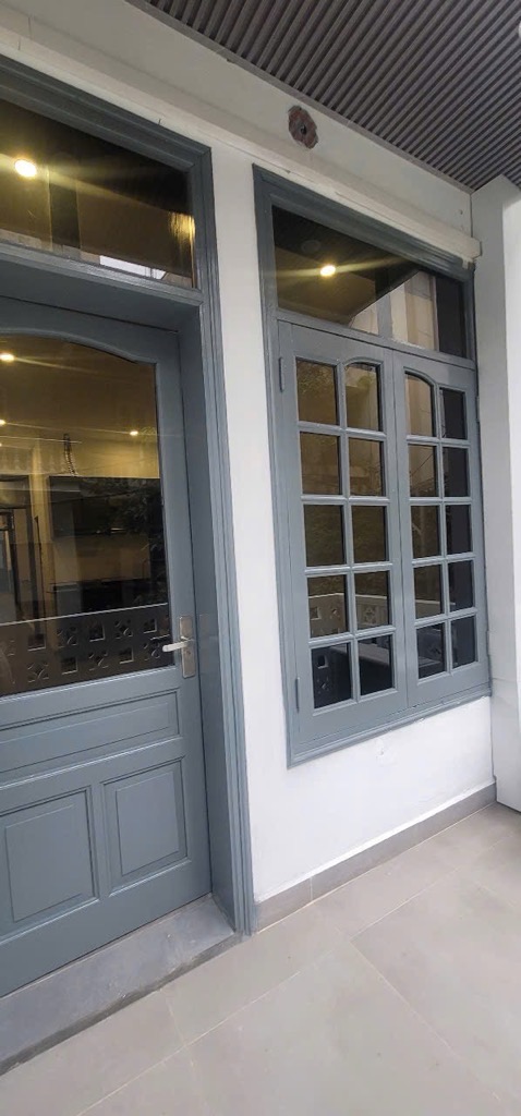 Bán nhà Giảng Võ - diện tích 87m2 6 tầng - Ô tô qua nhà - giá 28,3 tỷ