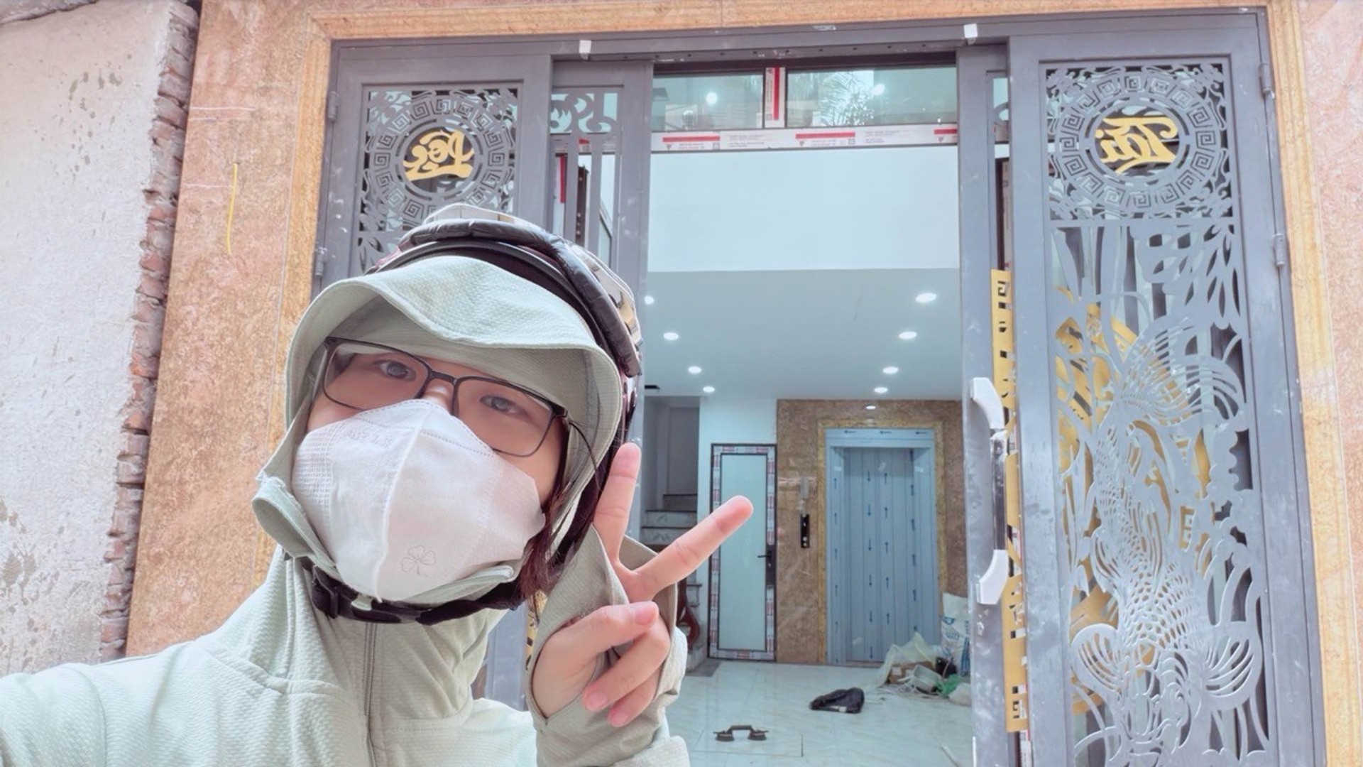 Bán nhà Đại Từ - diện tích 33m2 6 tầng - Thang máy, ô tô vào trong nhà - giá 10,5 tỷ