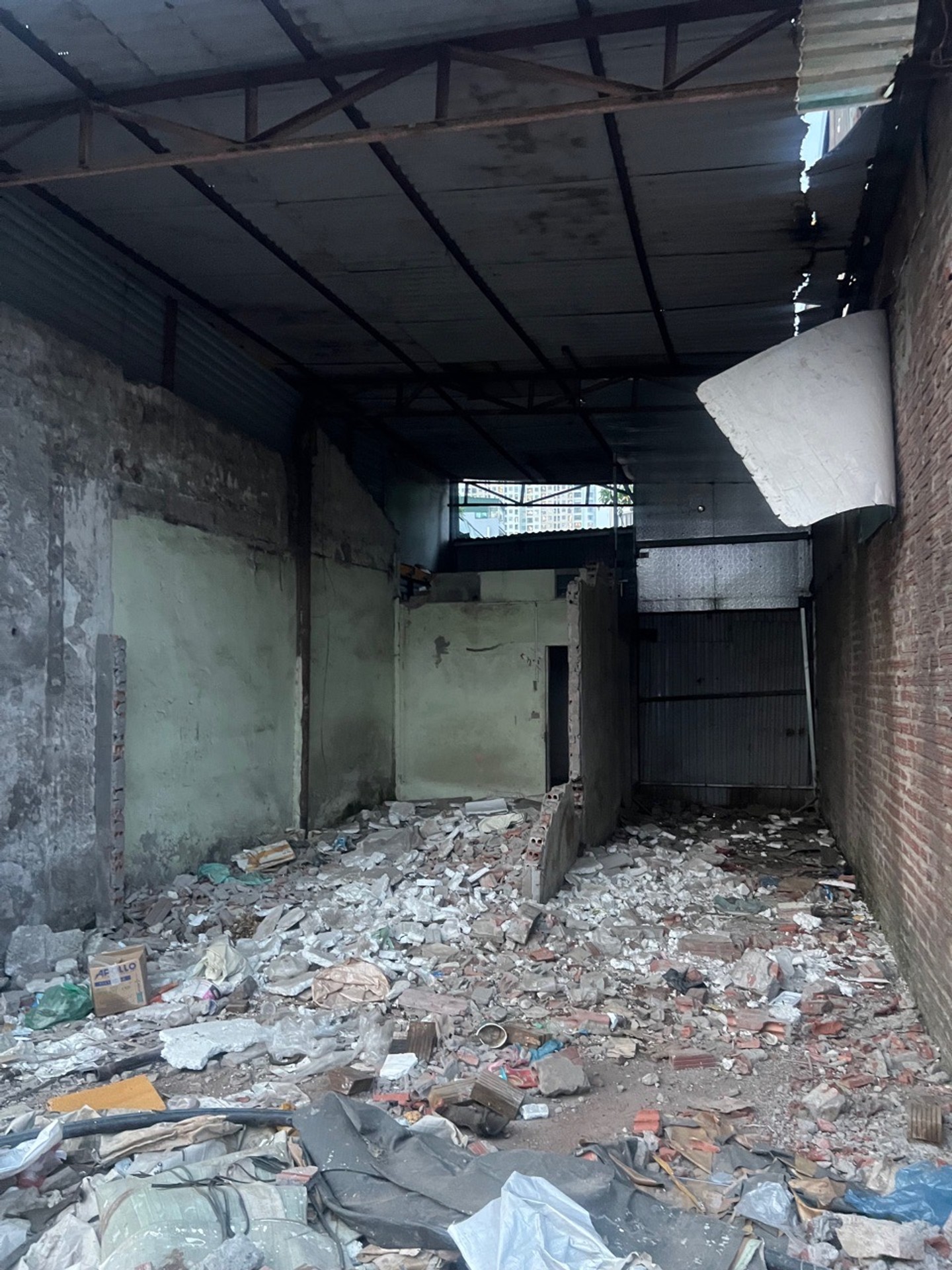 Bán nhà Tam Trinh - diện tích 51m2 1 tầng - Mặt phố - giá 12,5 tỷ