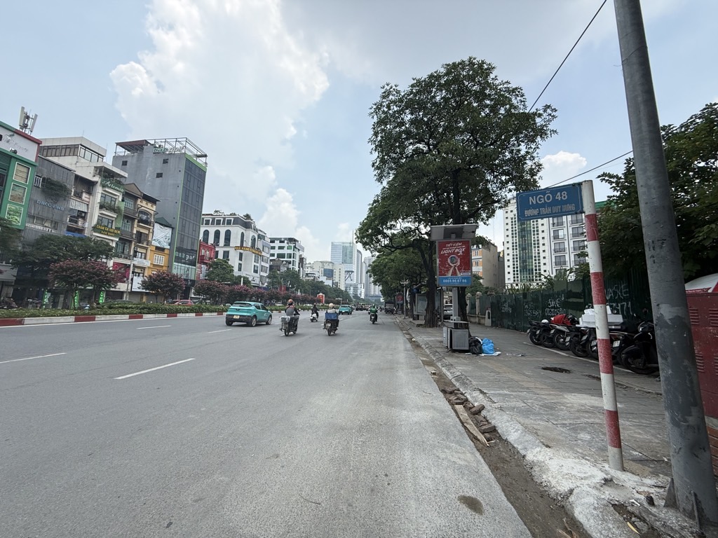 Bán nhà Trần Duy Hưng - diện tích 65m2 7 tầng - Ô TÔ - giá 31,9 tỷ